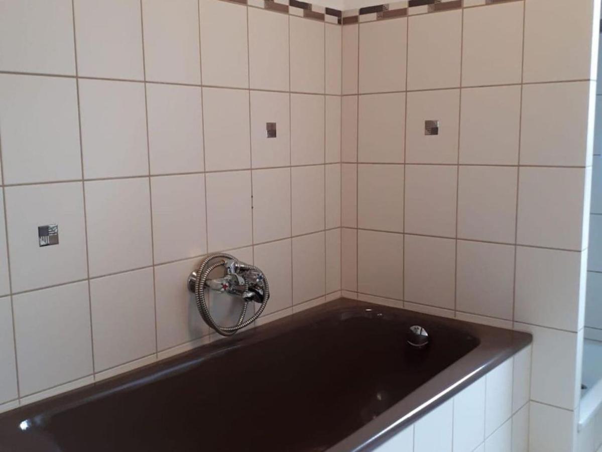 לוסהיים Ferienhaus Sonnenhang מראה חיצוני תמונה