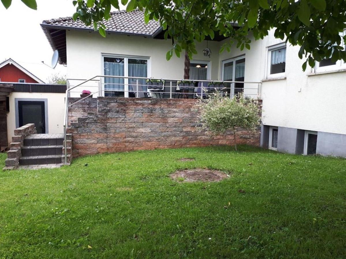 לוסהיים Ferienhaus Sonnenhang מראה חיצוני תמונה